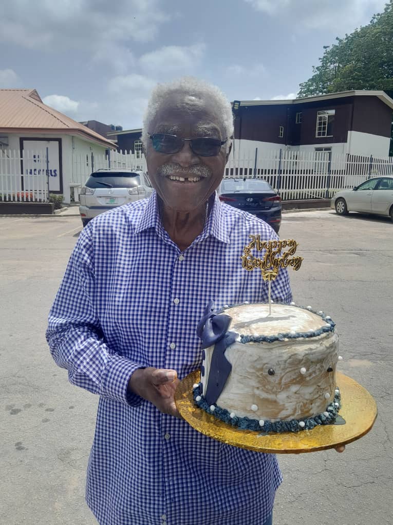 Birthday of IC Prof. Mark Nwagwu (retired Prof. Of Department of Zoology and Cell Molecular biology). A prolific Poet and Columnist.
